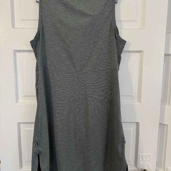 Green PrAna Space-Dyed, zip-front, cinched athletic / adventure dress - L - Picture 9 of 9
